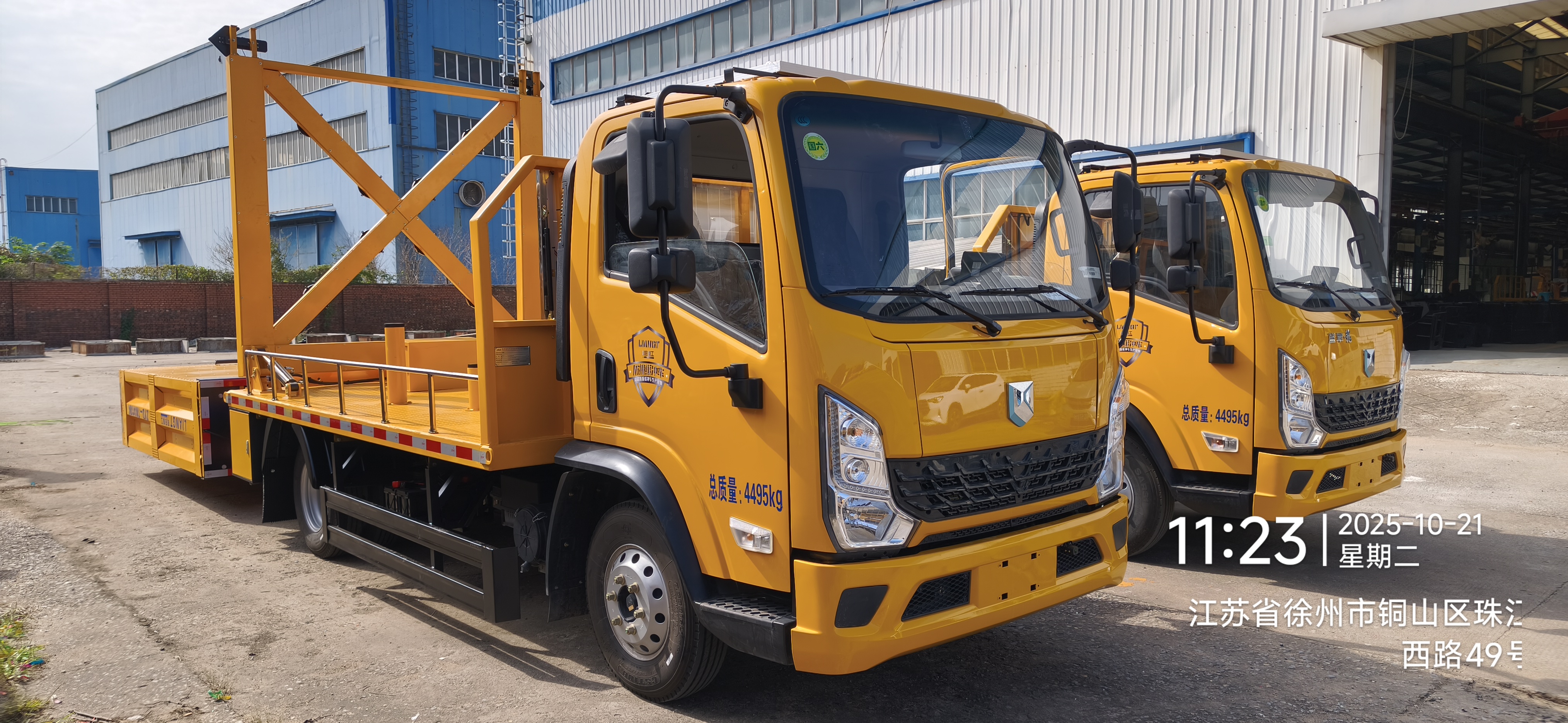 防撞緩沖車是什么東西？具體在高速道路上能起到什么作用？-有駕